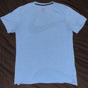 Dry dash fit Nike athletic tee.